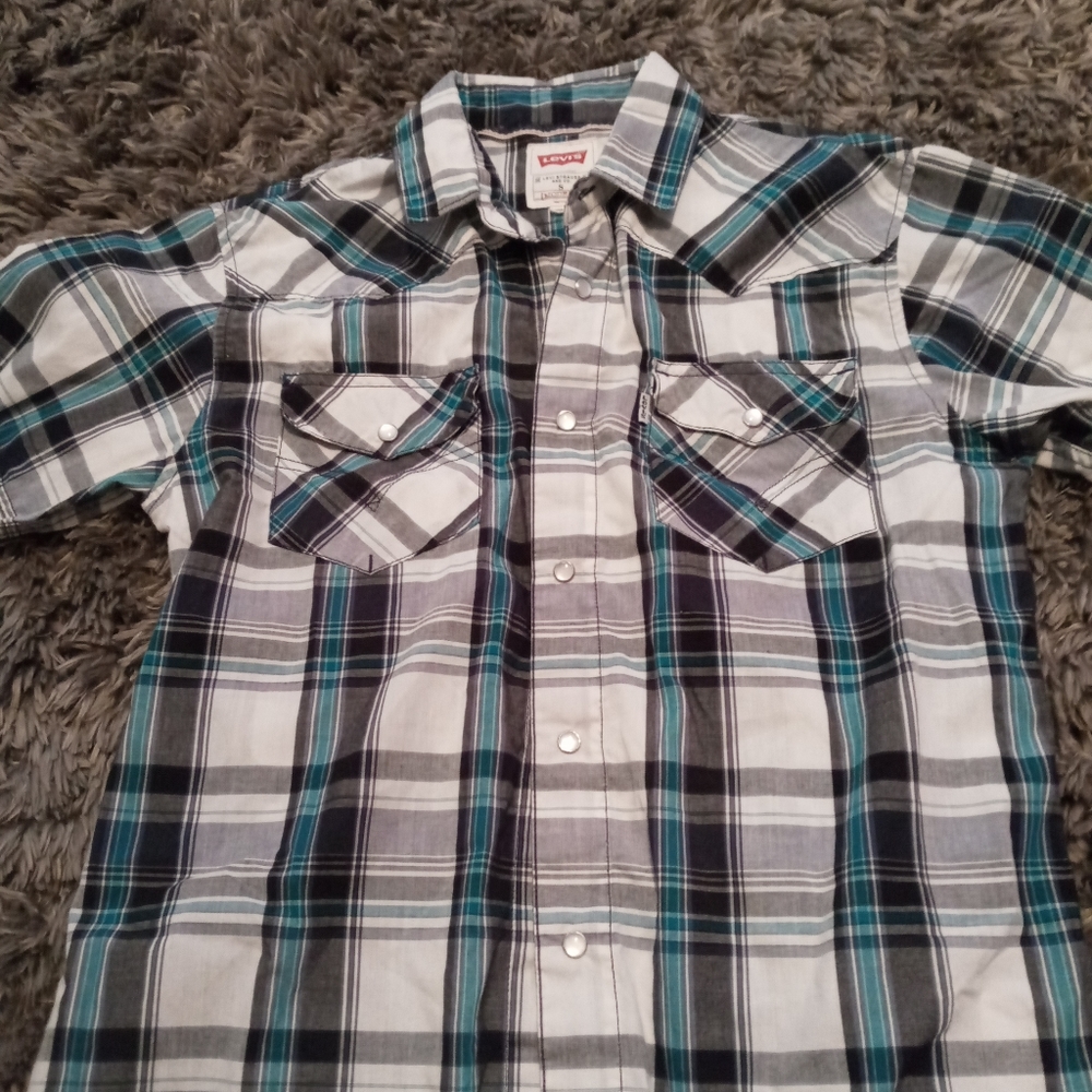 Levis Plaid Short Sleeve